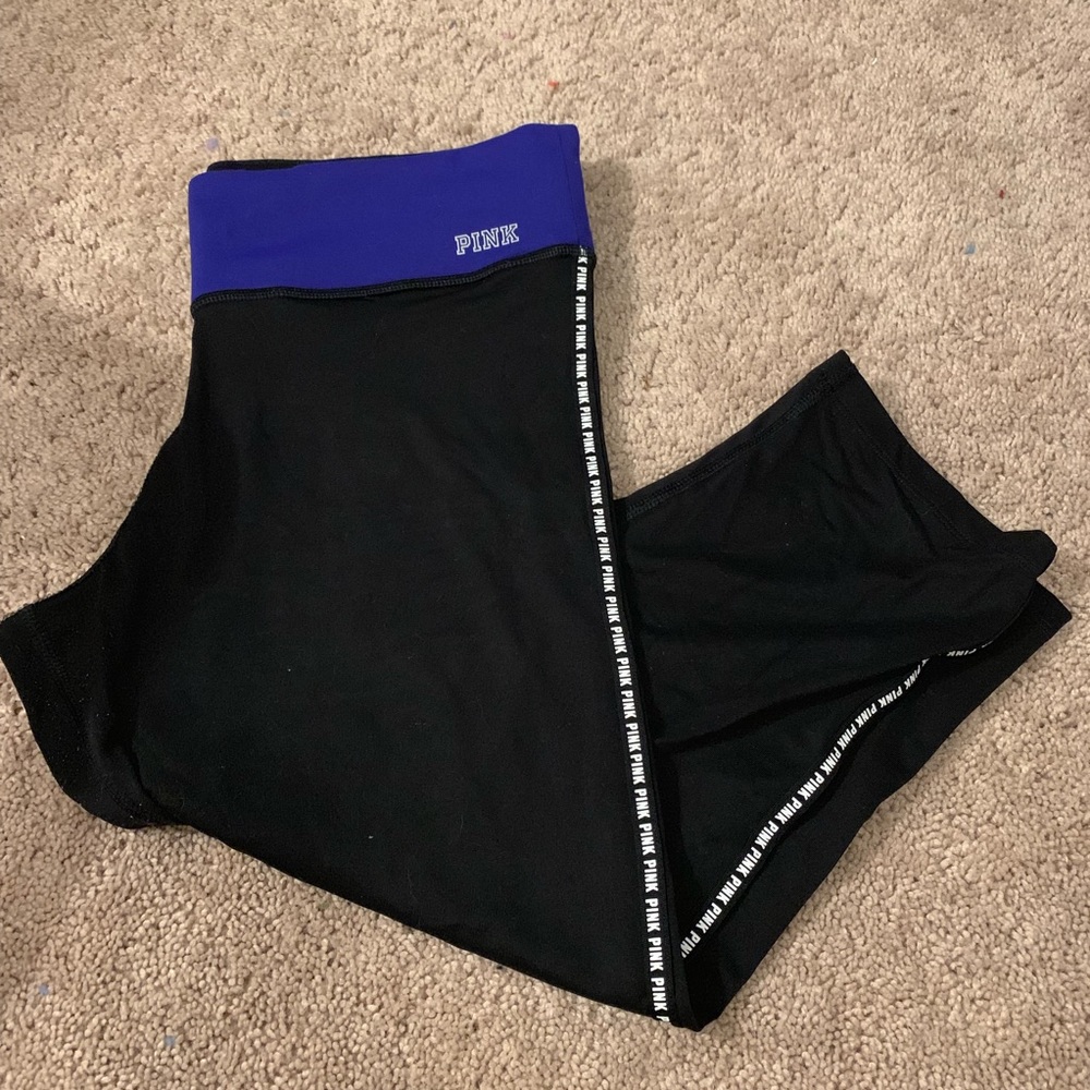 Women’s PINK Cropped Leggings
